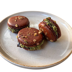 Dubai Chocolate Macaron